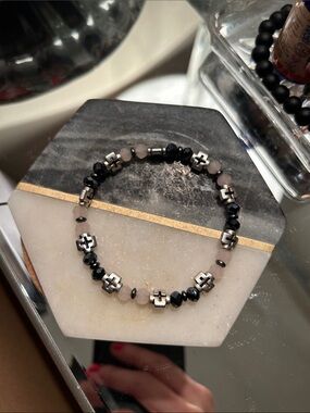 Black and Gray Beaded Women’s Bracelet